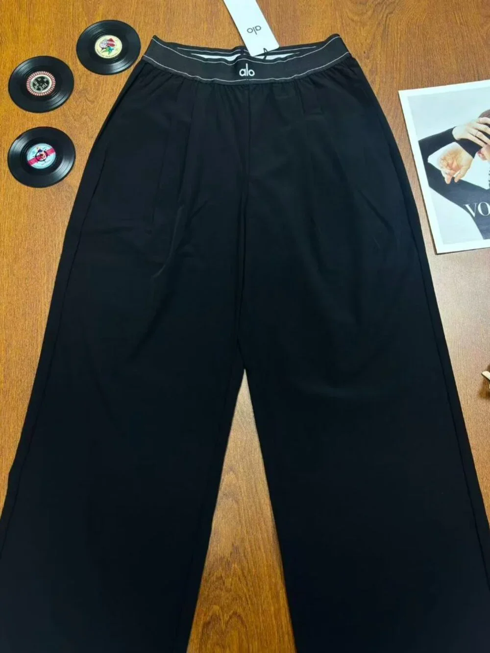 Brand New ALO🙇‍♀️Yoga Suit Up Trouser Black Wide Leg 30 Inch🦵Long Legs